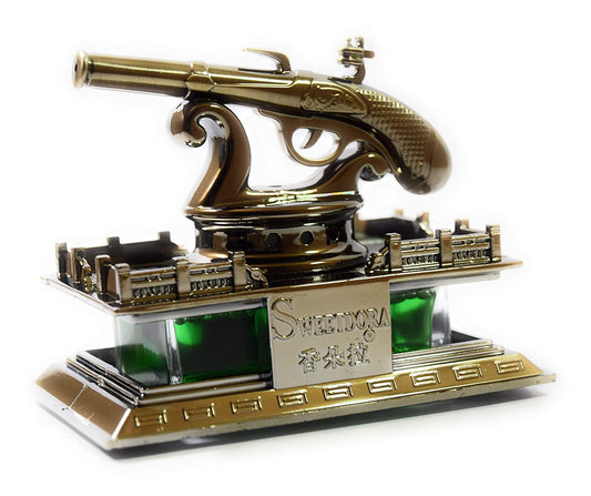 DECORA™ Solar Outlaw – Vintage Flintlock Rotating Car Decor